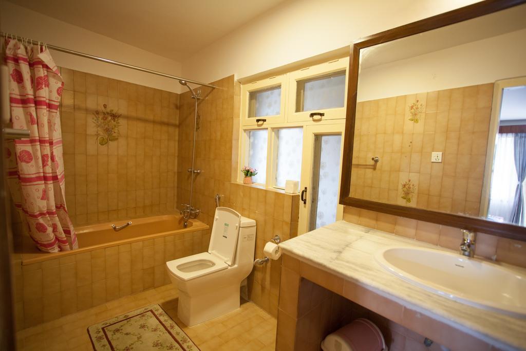 Maya Guest House Thimi Eksteriør billede